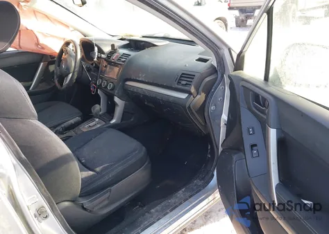 2015 Subaru Forester 2.5I Premium z USA, uszkodzony, nr VIN JF2SJAGC4FH565388